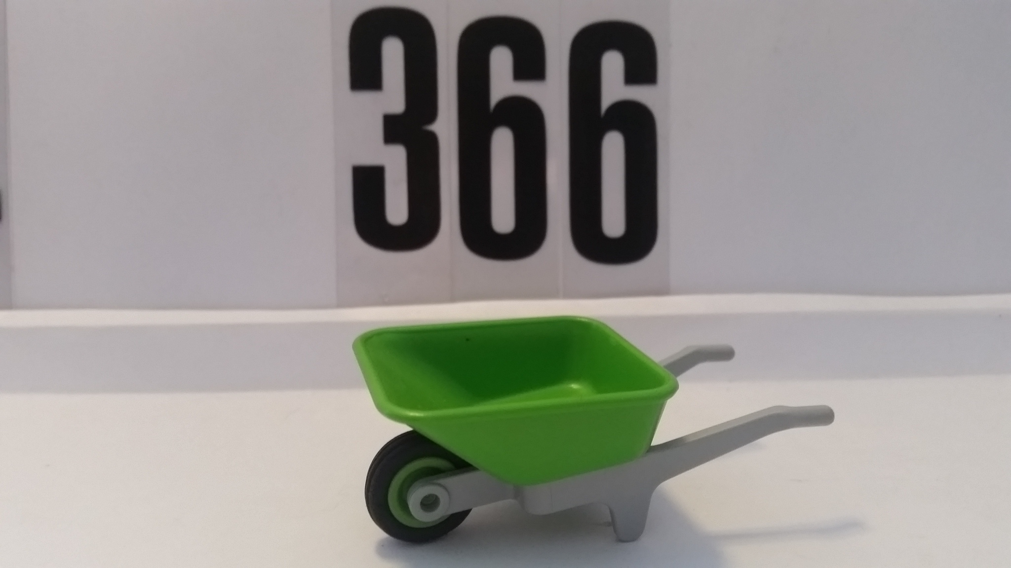 Playmobil Schubkarre grau/grün aus 3730